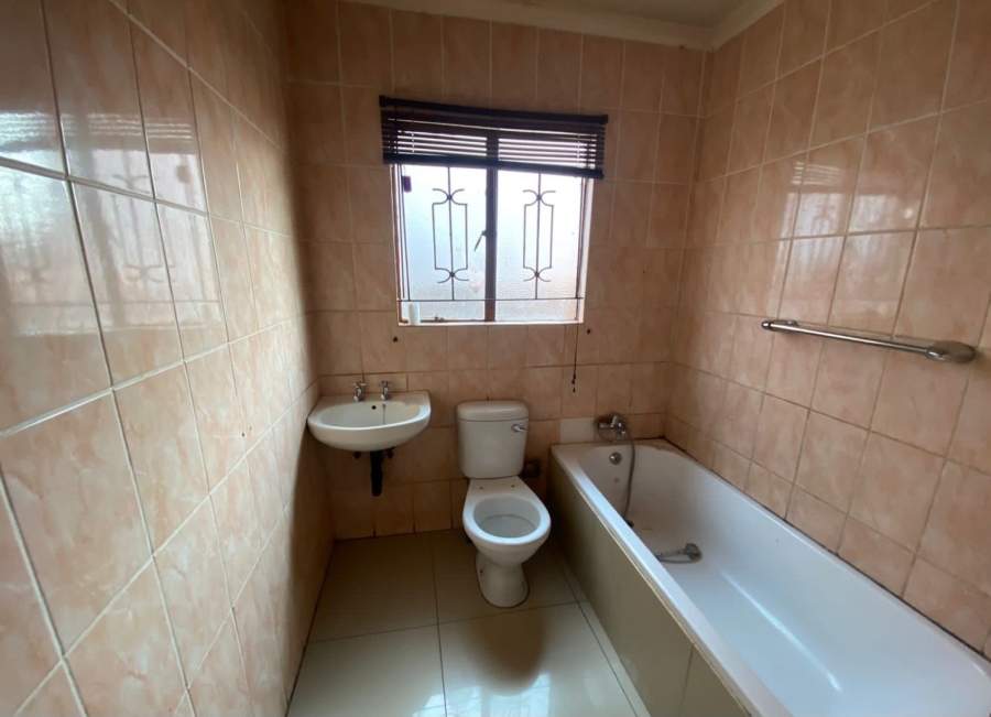 3 Bedroom Property for Sale in Mahube Valley Gauteng