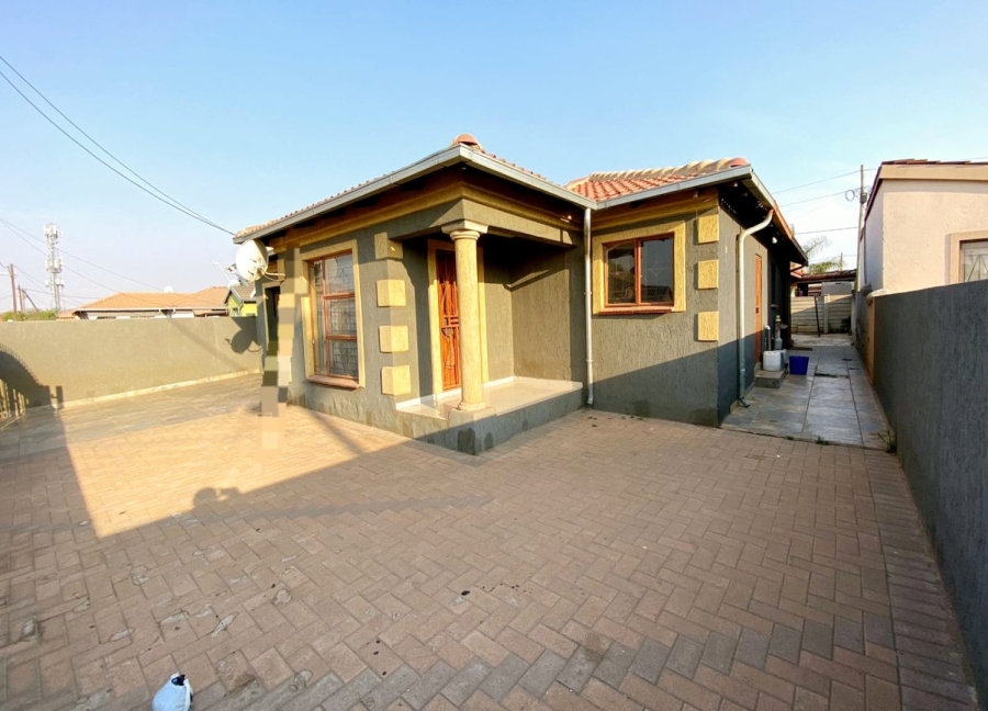 3 Bedroom Property for Sale in Mahube Valley Gauteng