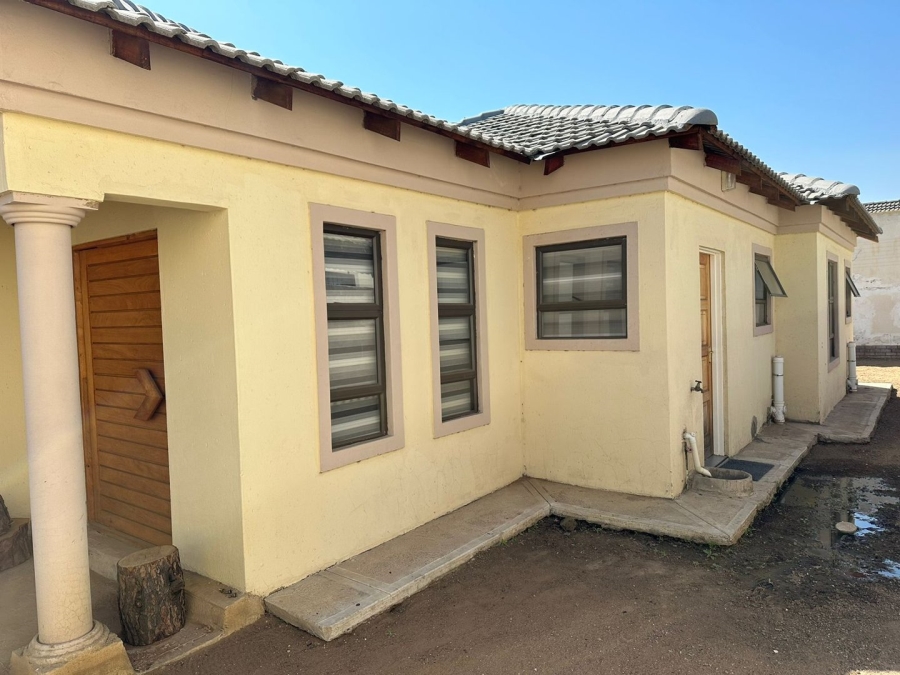 3 Bedroom Property for Sale in Parkhill Gardens Gauteng