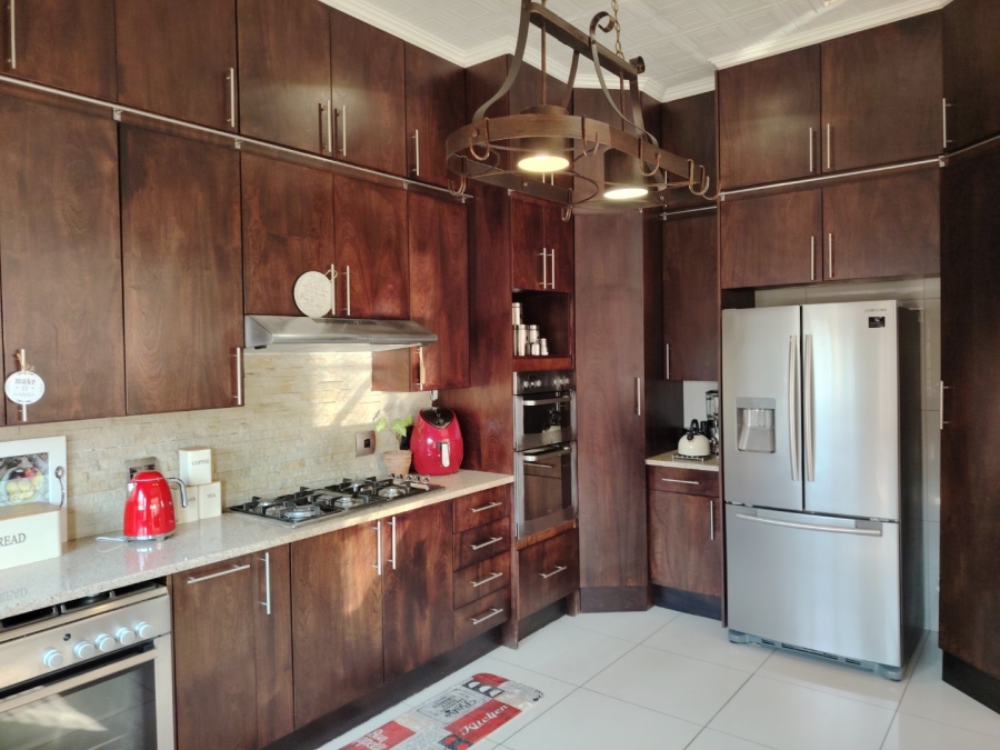 5 Bedroom Property for Sale in Ferryvale Gauteng