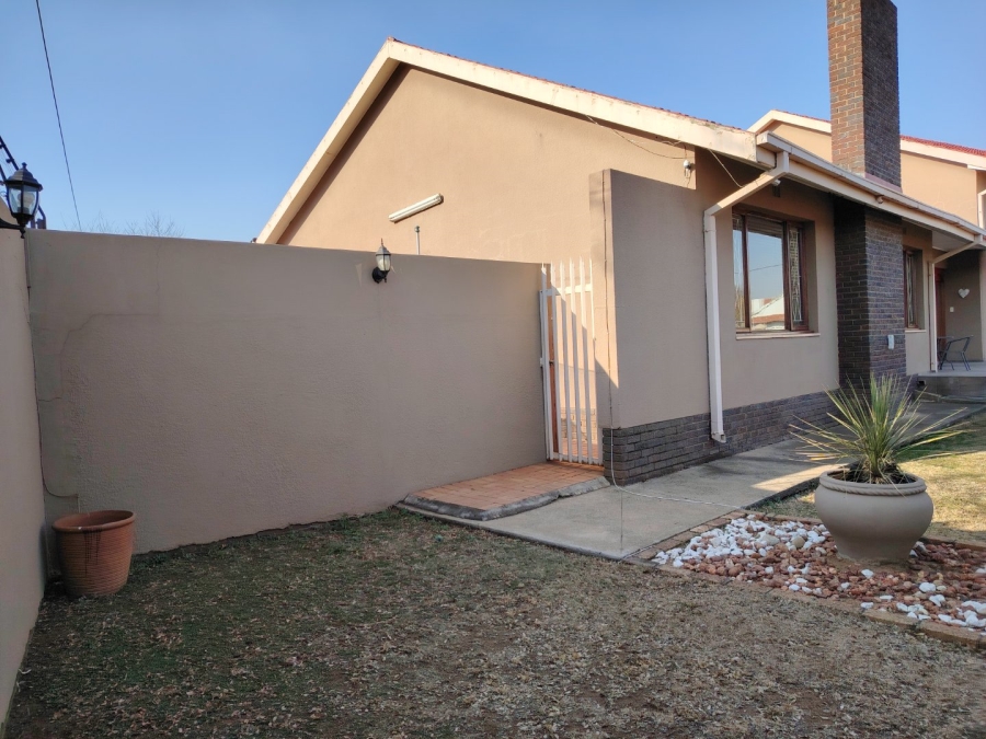 5 Bedroom Property for Sale in Ferryvale Gauteng