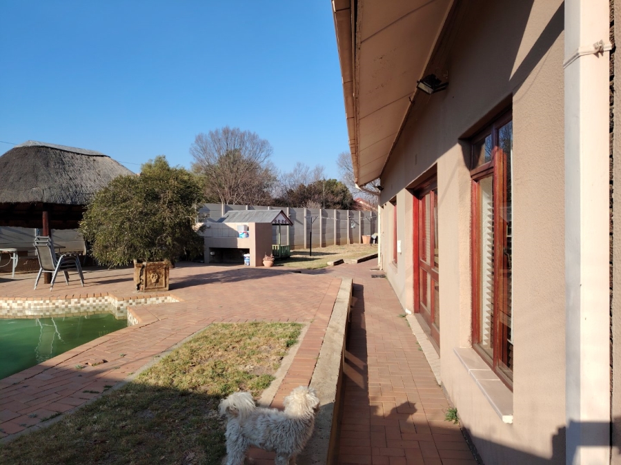 5 Bedroom Property for Sale in Ferryvale Gauteng