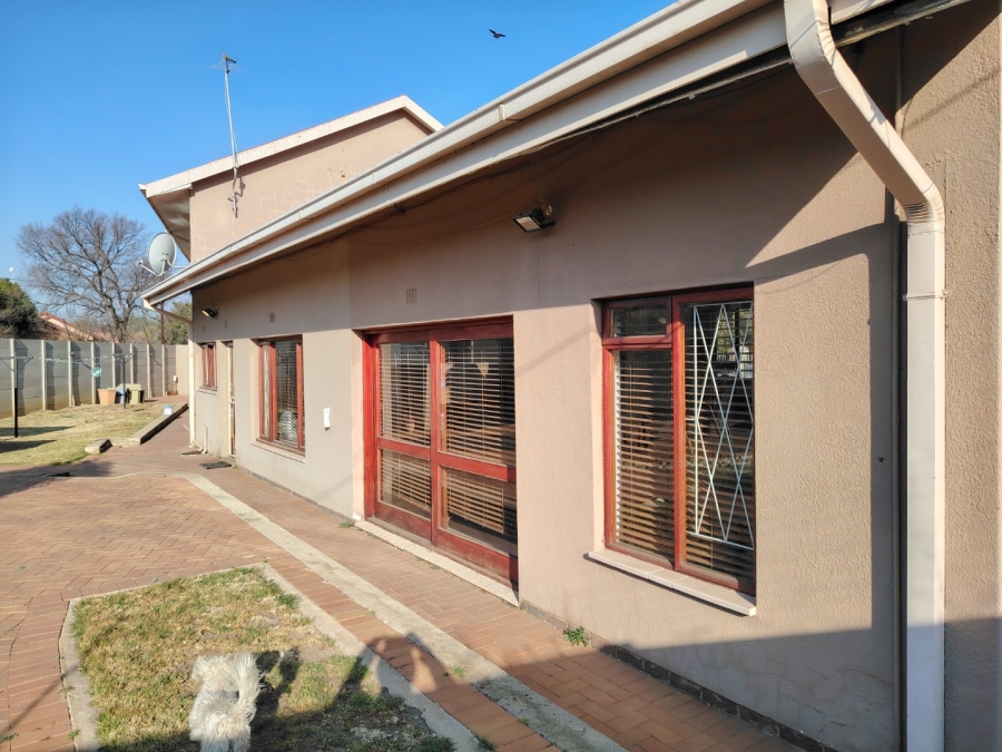 5 Bedroom Property for Sale in Ferryvale Gauteng