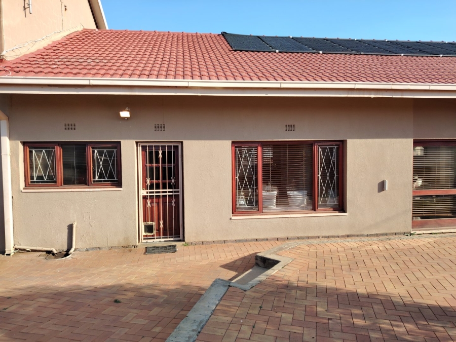 5 Bedroom Property for Sale in Ferryvale Gauteng