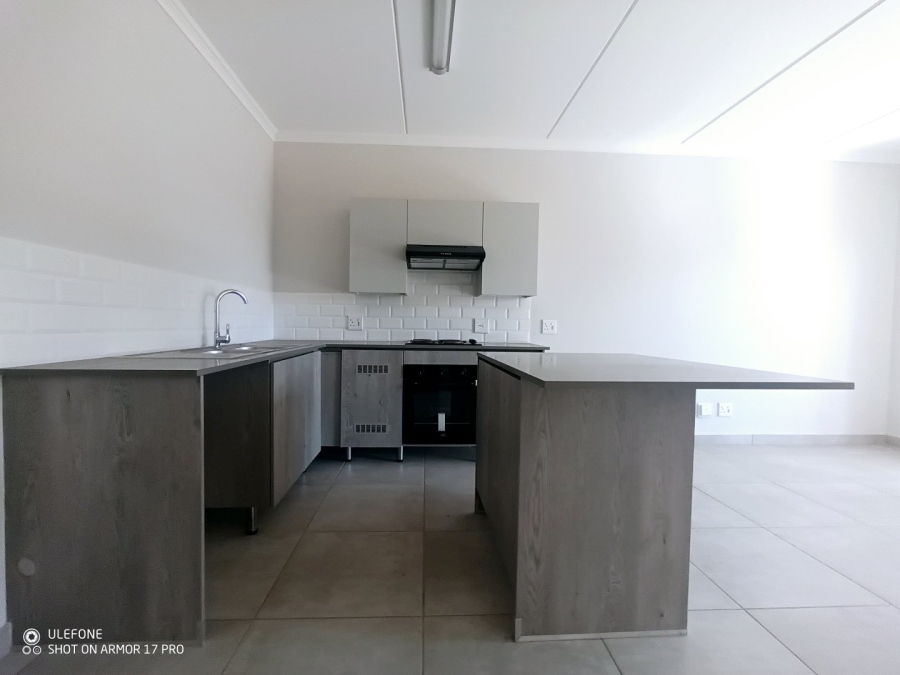 2 Bedroom Property for Sale in Goedeburg Gauteng