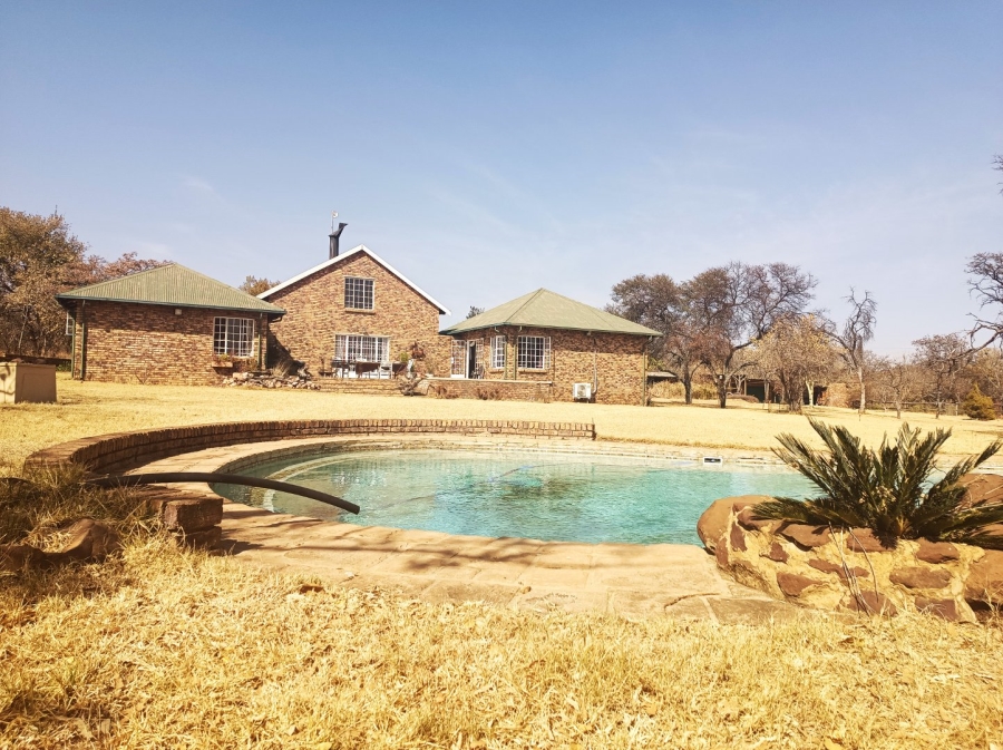 2 Bedroom Property for Sale in Kameelfontein Gauteng