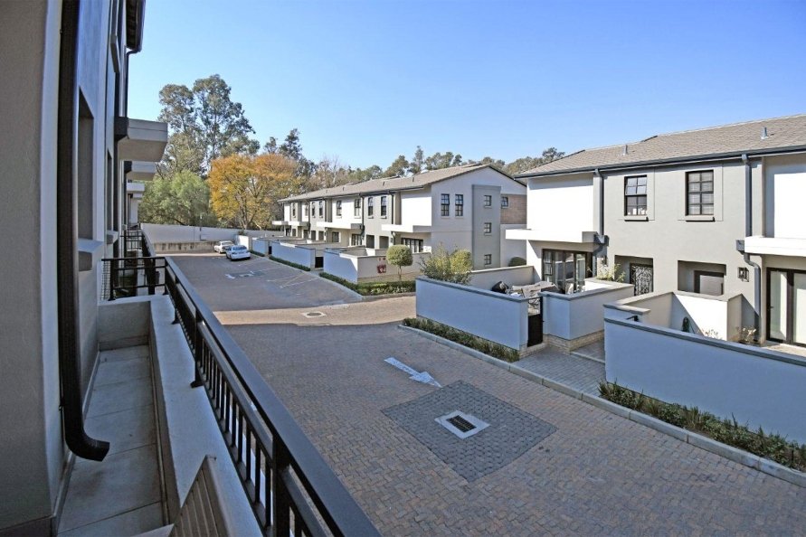 3 Bedroom Property for Sale in Bryanston Gauteng