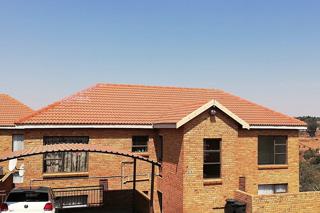 2 Bedroom Property for Sale in Noordheuwel Gauteng