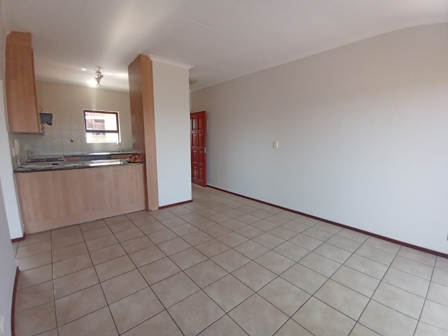 2 Bedroom Property for Sale in Noordheuwel Gauteng