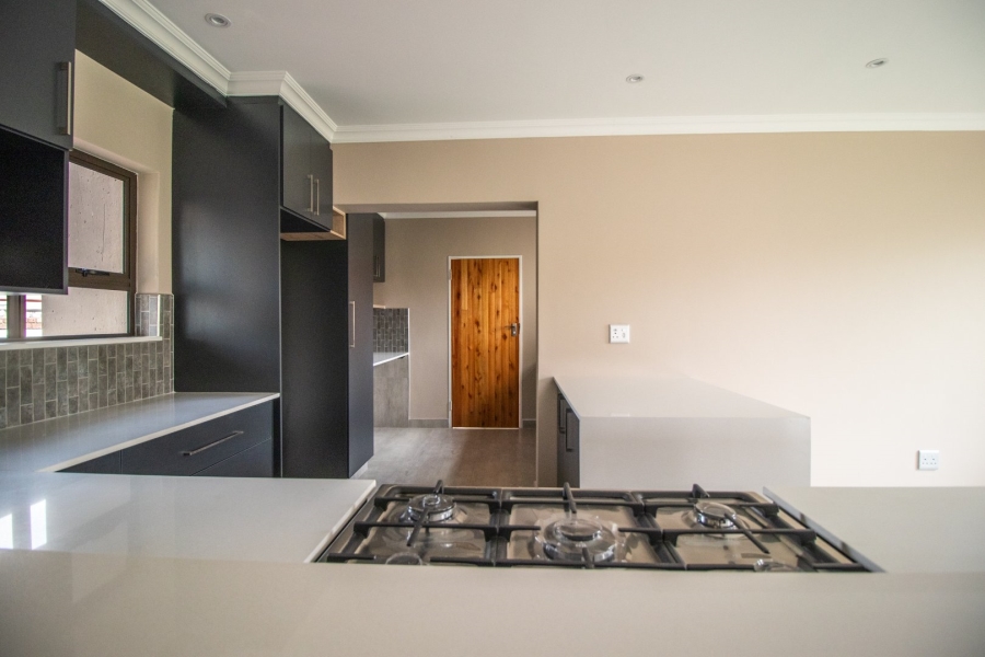 3 Bedroom Property for Sale in Comet Gauteng