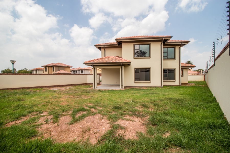 3 Bedroom Property for Sale in Comet Gauteng