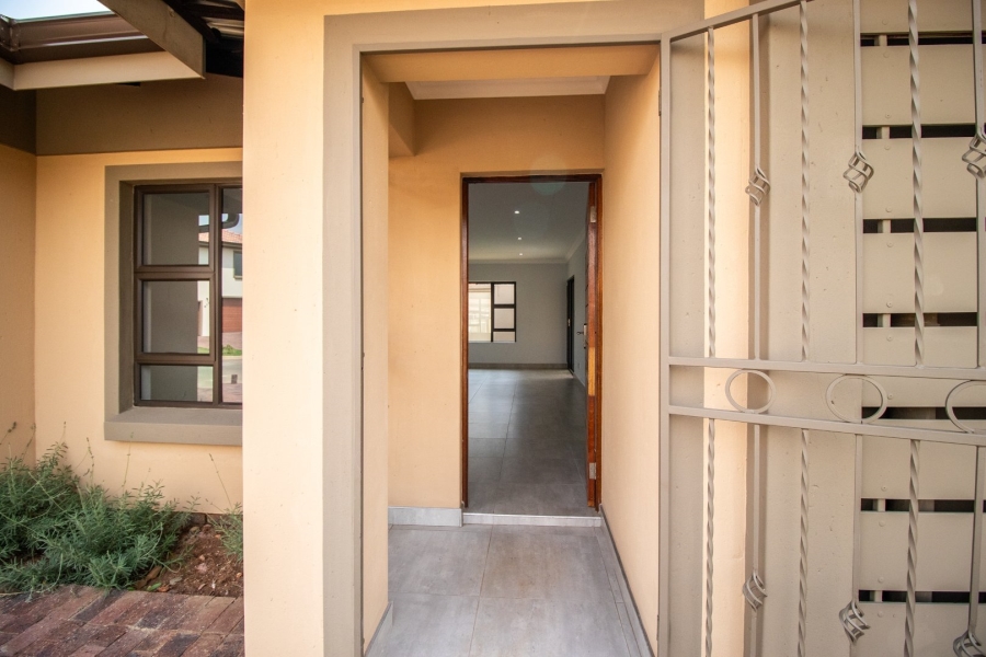 3 Bedroom Property for Sale in Comet Gauteng