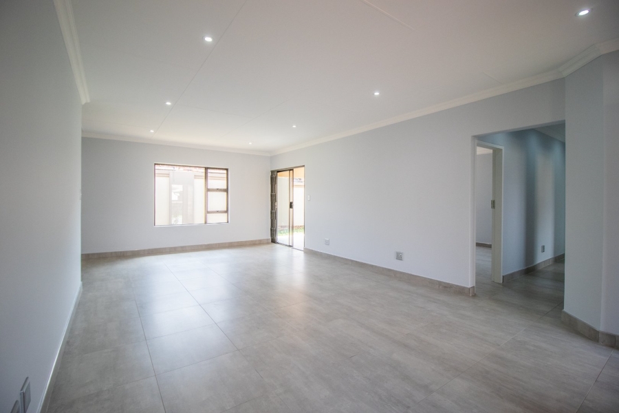 3 Bedroom Property for Sale in Comet Gauteng