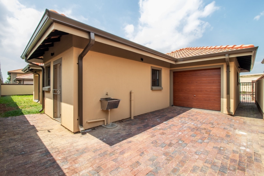 3 Bedroom Property for Sale in Comet Gauteng