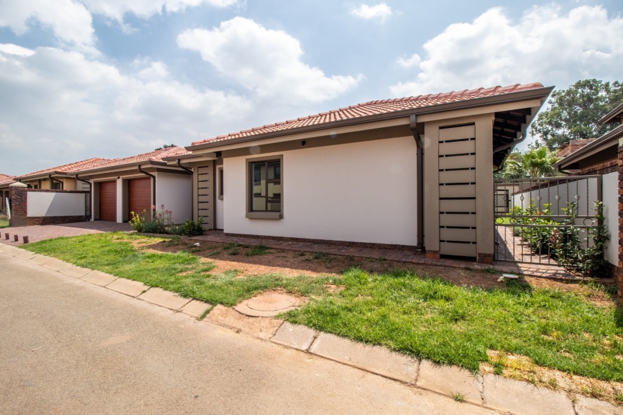 3 Bedroom Property for Sale in Comet Gauteng