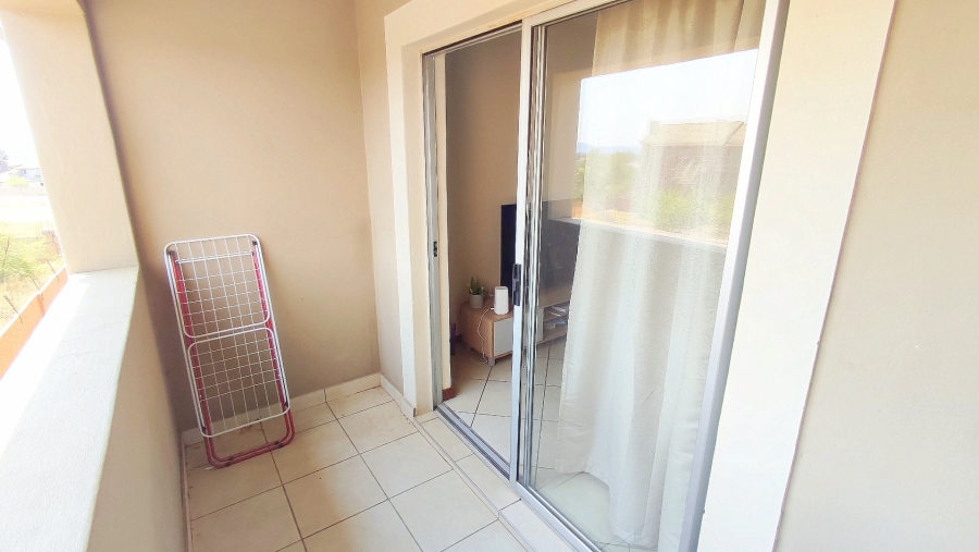 2 Bedroom Property for Sale in Monavoni Gauteng