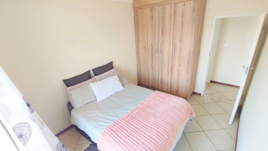 2 Bedroom Property for Sale in Monavoni Gauteng