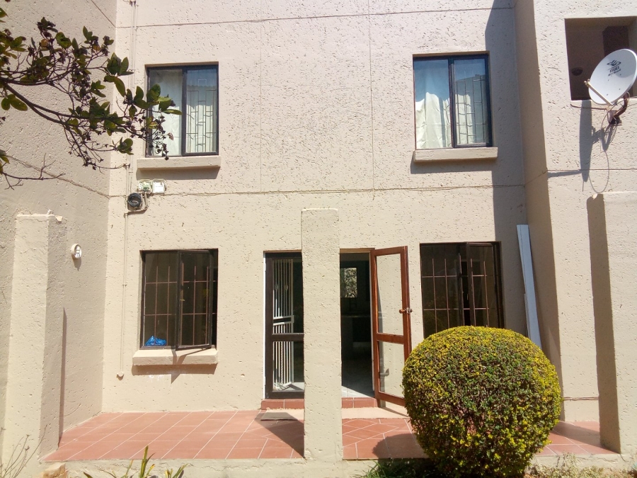 To Let 3 Bedroom Property for Rent in Northgate Gauteng