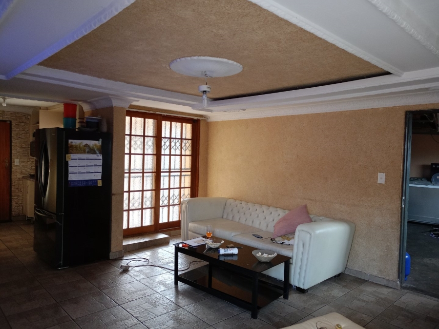 To Let 3 Bedroom Property for Rent in Proclamation Hill Gauteng