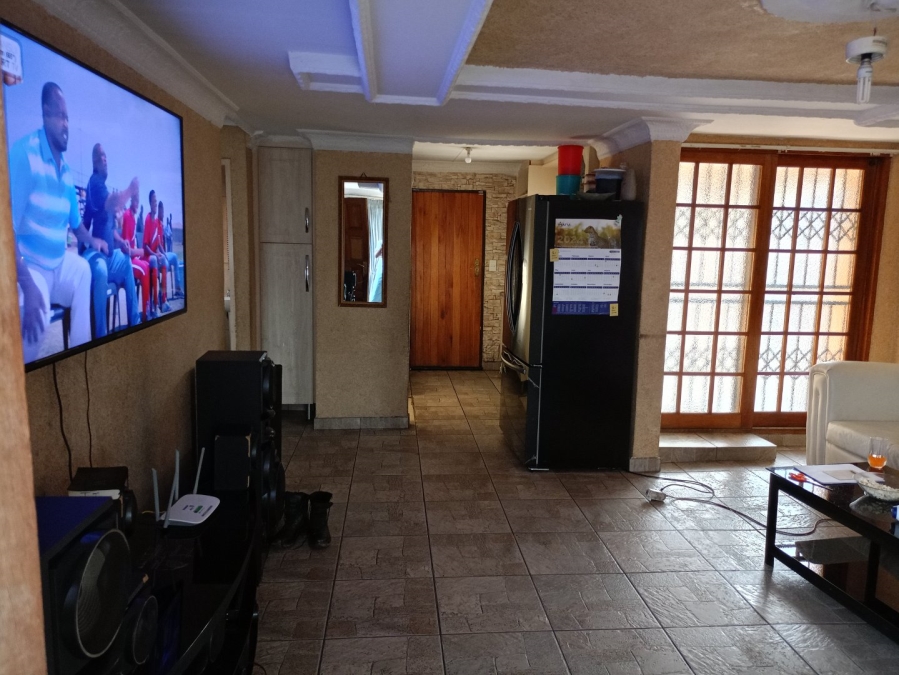 To Let 3 Bedroom Property for Rent in Proclamation Hill Gauteng