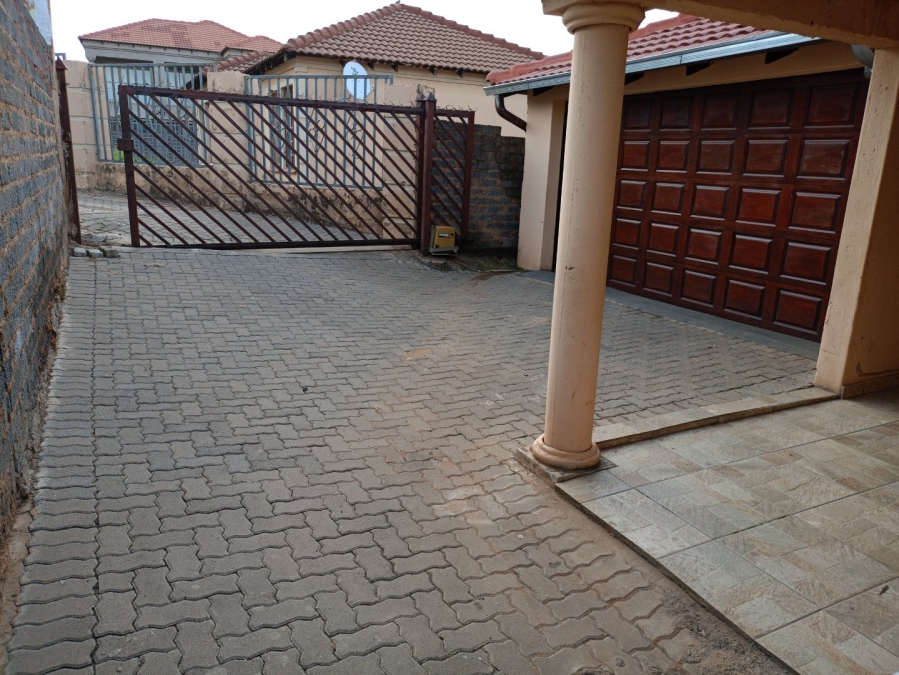 To Let 3 Bedroom Property for Rent in Proclamation Hill Gauteng