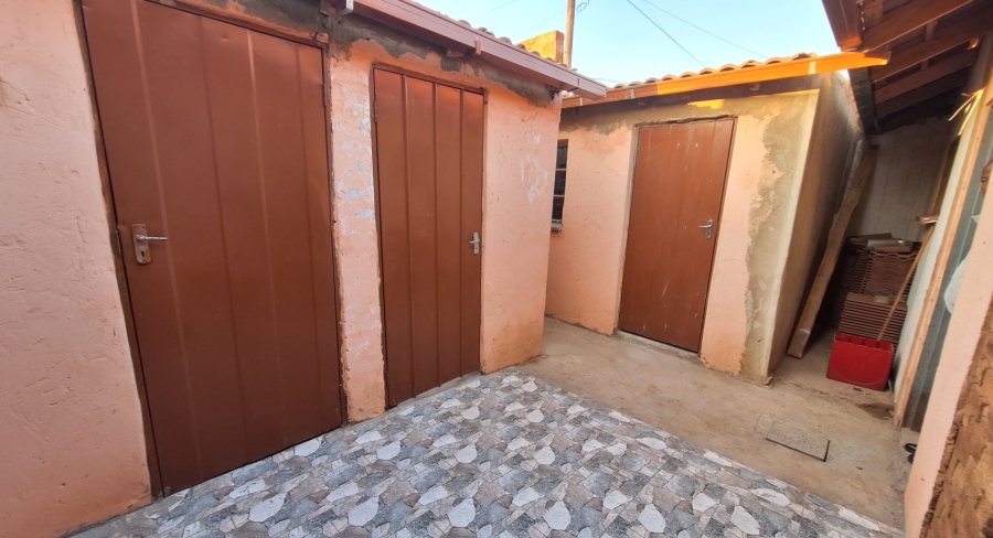 2 Bedroom Property for Sale in Mahube Valley Gauteng