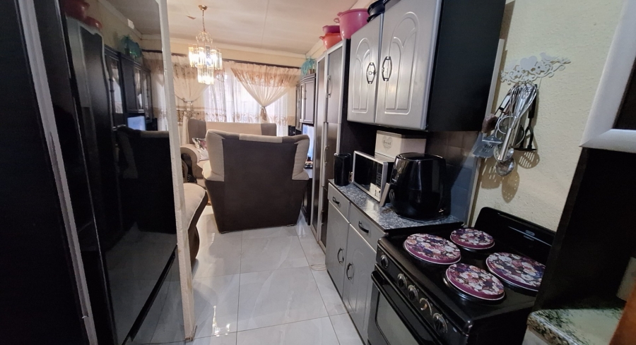 2 Bedroom Property for Sale in Mahube Valley Gauteng