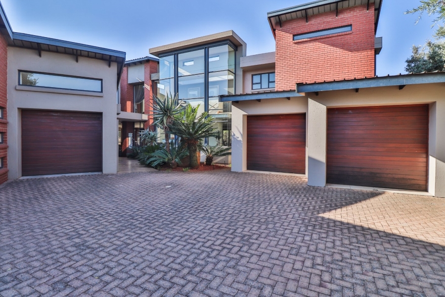 4 Bedroom Property for Sale in Serengeti Lifestyle Estate Gauteng