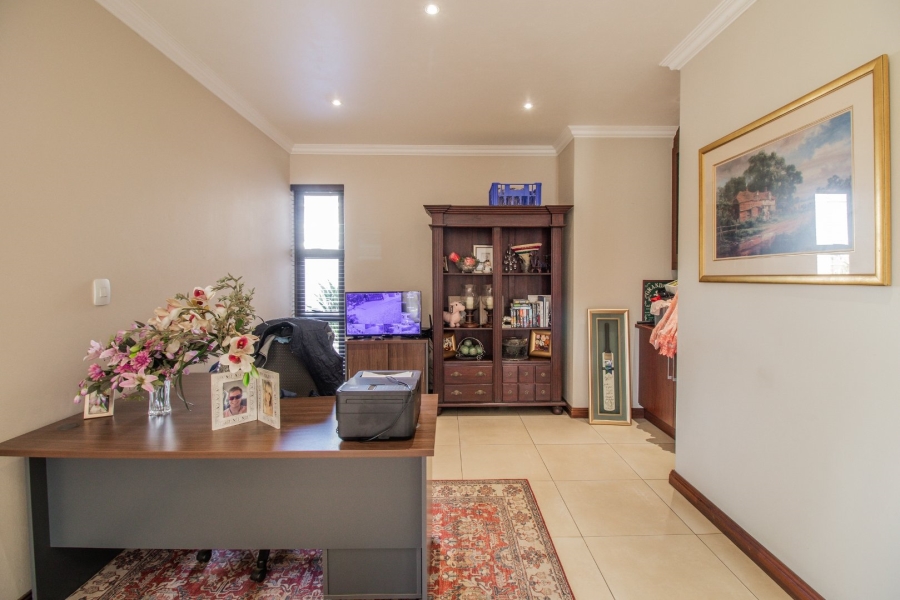 4 Bedroom Property for Sale in Serengeti Lifestyle Estate Gauteng