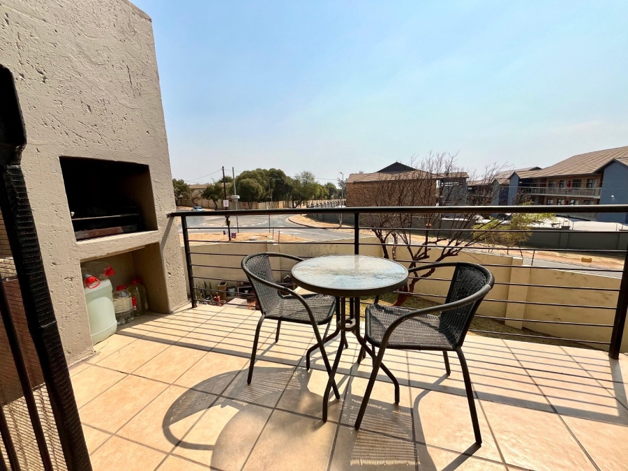 2 Bedroom Property for Sale in North Riding Gauteng