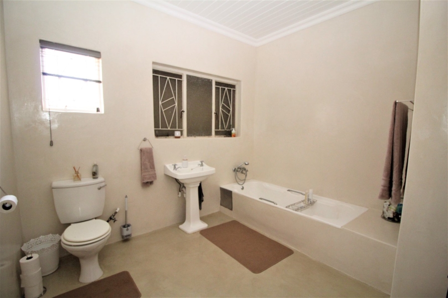 4 Bedroom Property for Sale in Valhalla Gauteng