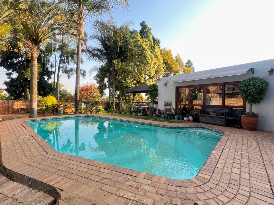 4 Bedroom Property for Sale in Rietfontein Gauteng