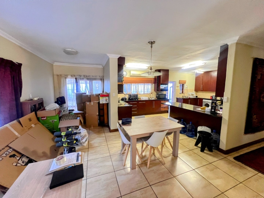 4 Bedroom Property for Sale in Rietfontein Gauteng