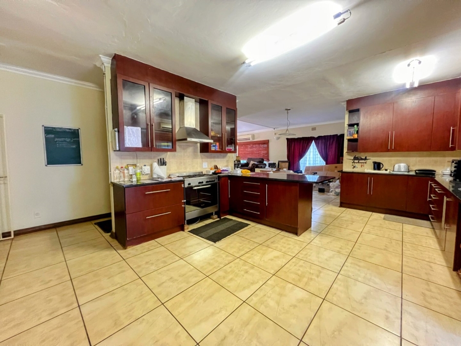 4 Bedroom Property for Sale in Rietfontein Gauteng