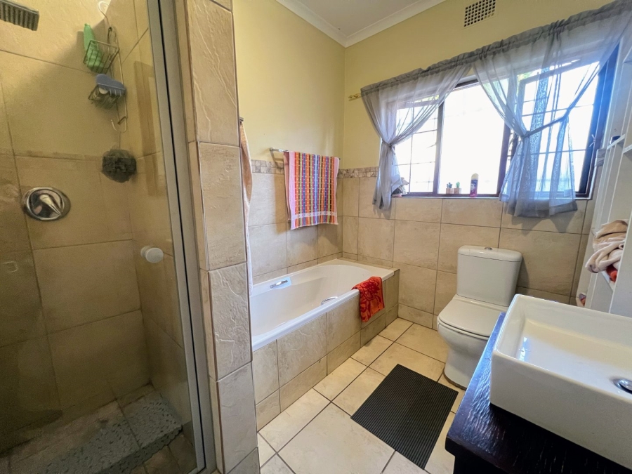 4 Bedroom Property for Sale in Rietfontein Gauteng