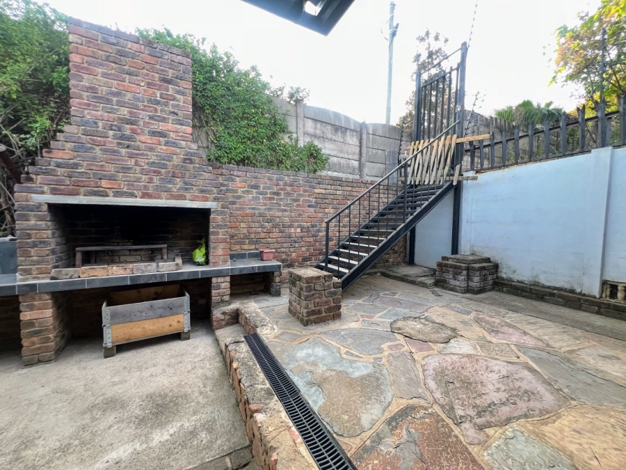 4 Bedroom Property for Sale in Rietfontein Gauteng