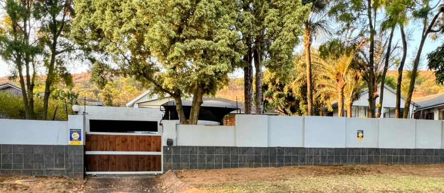 4 Bedroom Property for Sale in Rietfontein Gauteng