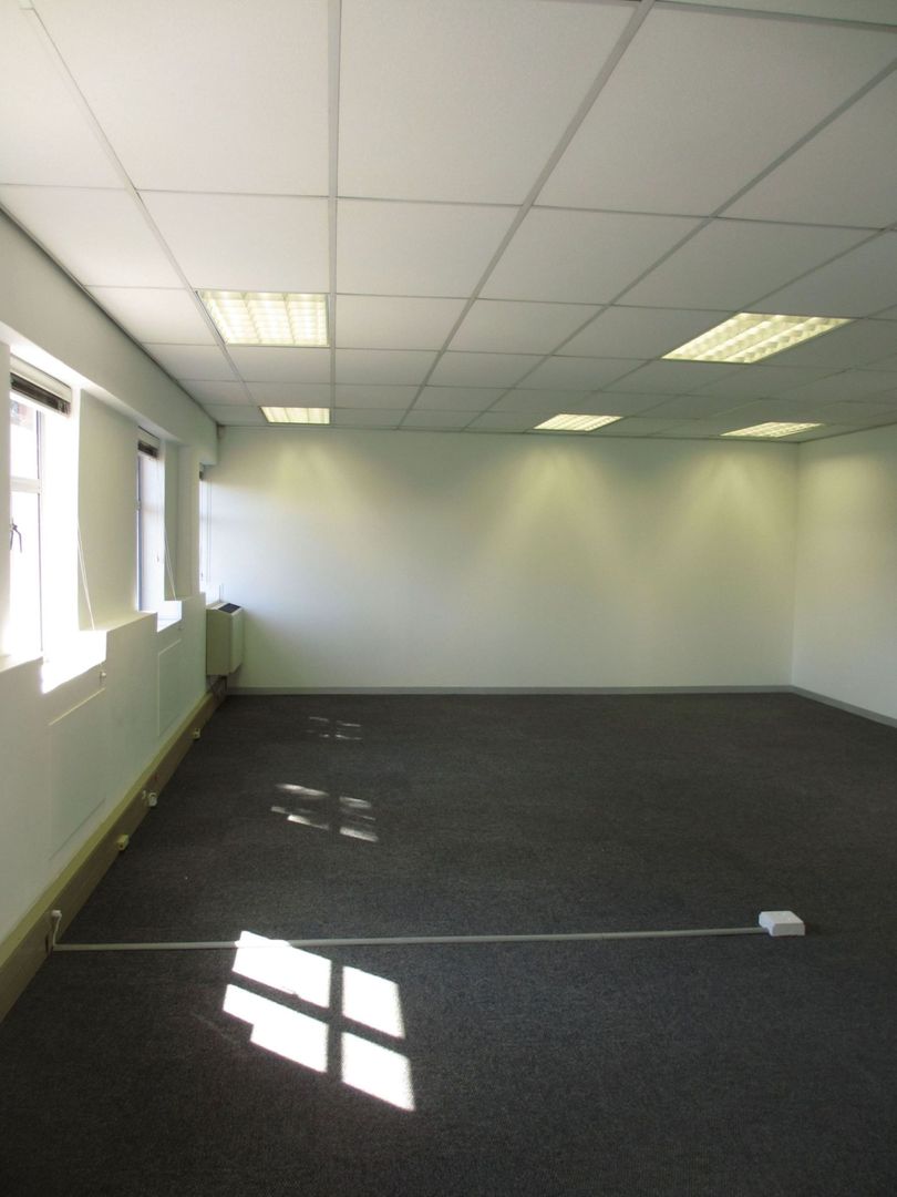 To Let commercial Property for Rent in Waterford Estates Gauteng