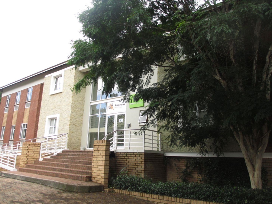 To Let commercial Property for Rent in Waterford Estates Gauteng