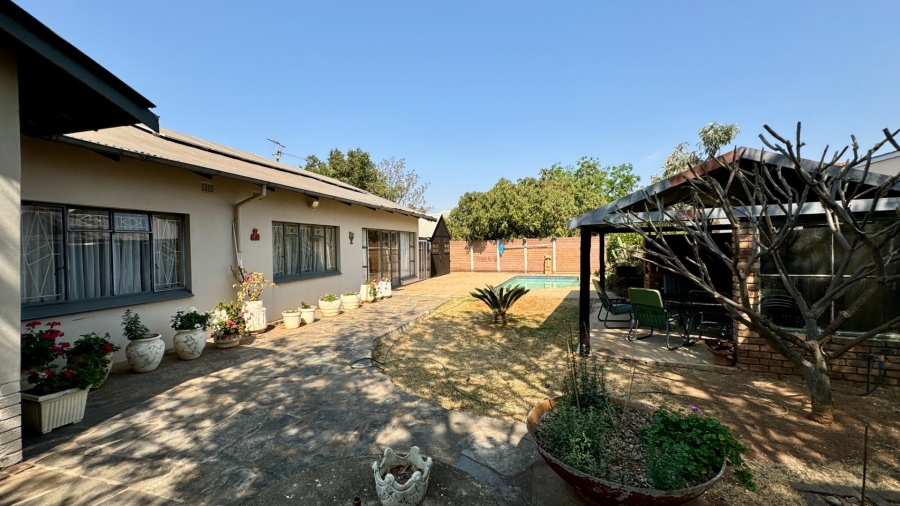 3 Bedroom Property for Sale in Lyttelton Manor Gauteng