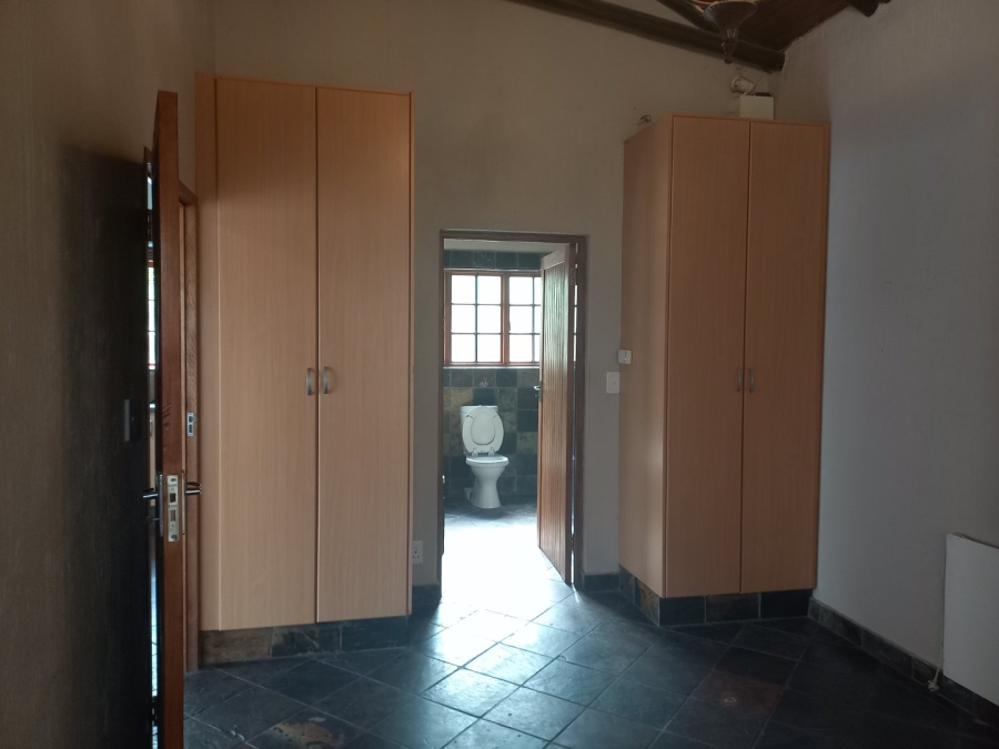 To Let 1 Bedroom Property for Rent in Rensburg Gauteng