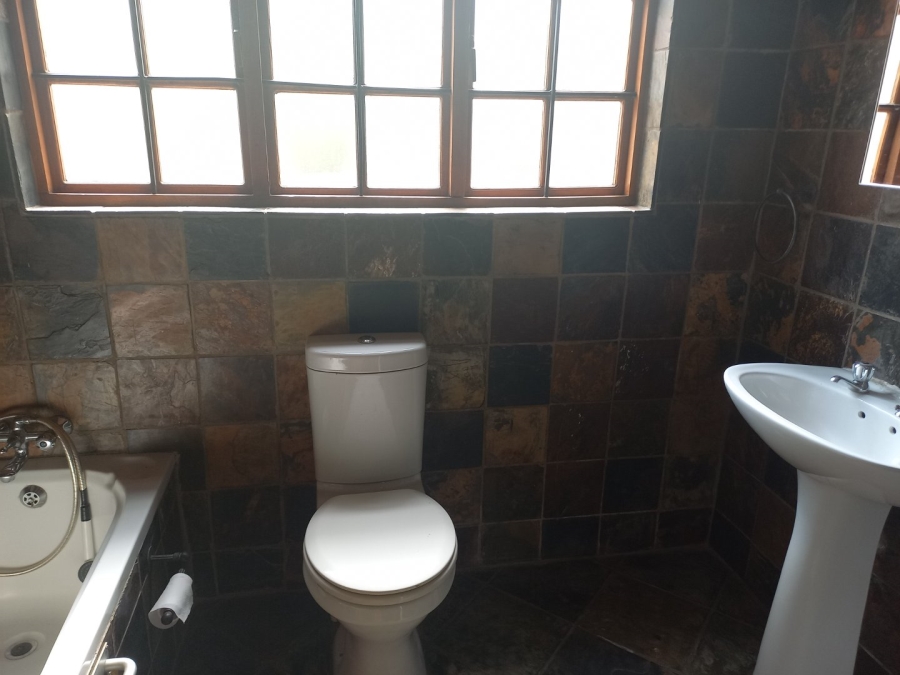 To Let 1 Bedroom Property for Rent in Rensburg Gauteng