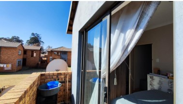 1 Bedroom Property for Sale in Comet Gauteng