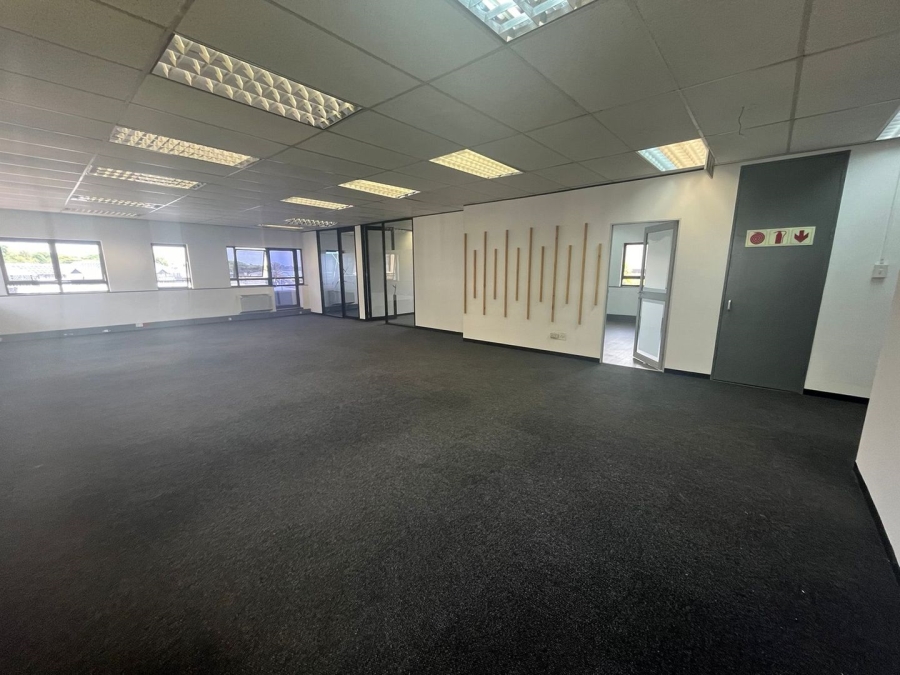 To Let commercial Property for Rent in Hyde Park Gauteng