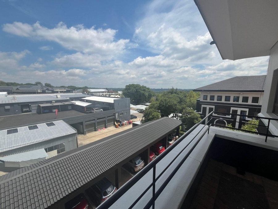 To Let commercial Property for Rent in Hyde Park Gauteng