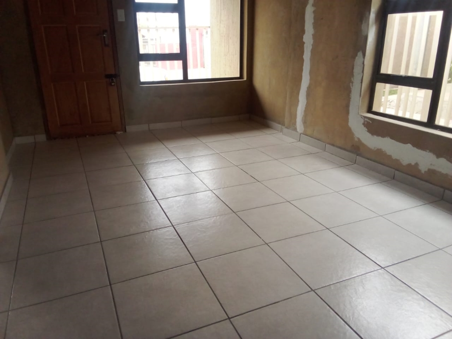 2 Bedroom Property for Sale in Mapetla Gauteng