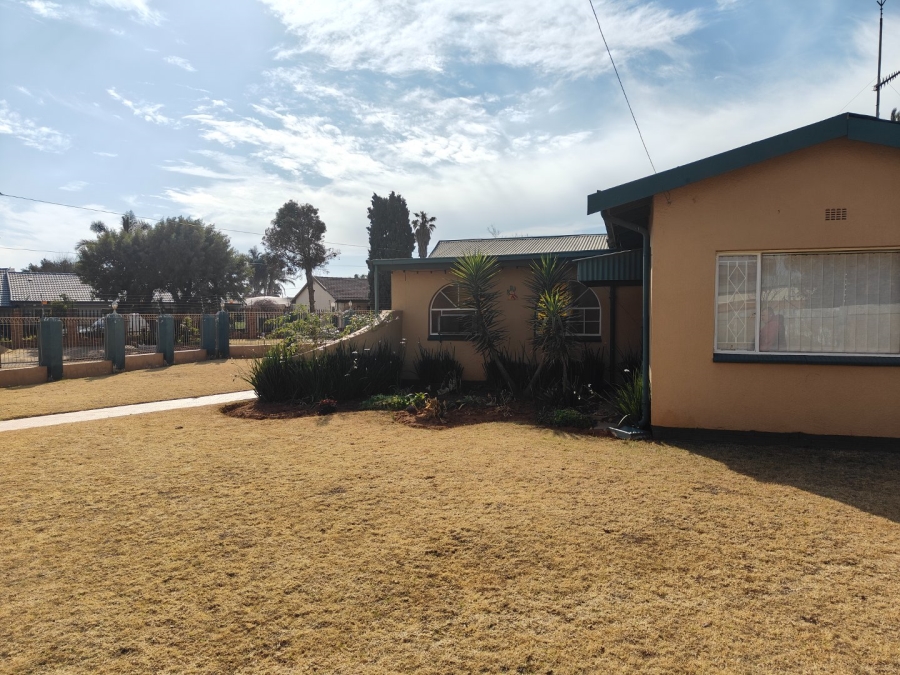 3 Bedroom Property for Sale in Witpoortjie Gauteng