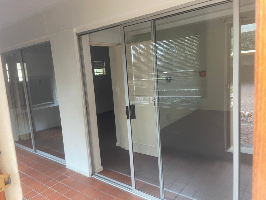 To Let 1 Bedroom Property for Rent in Sandringham Gauteng