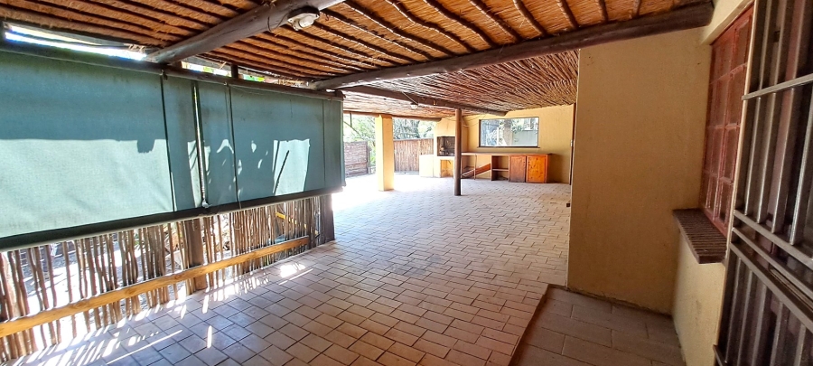 To Let 3 Bedroom Property for Rent in Glen Austin Gauteng