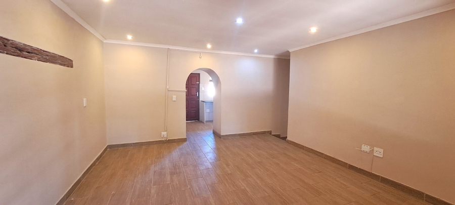 To Let 3 Bedroom Property for Rent in Glen Austin Gauteng